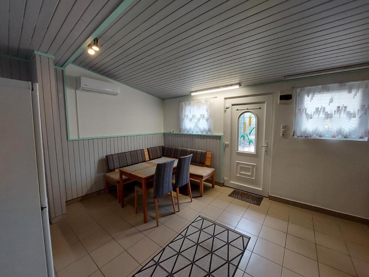 Stéghouse Kis-Duna Domsod Kültér fotó